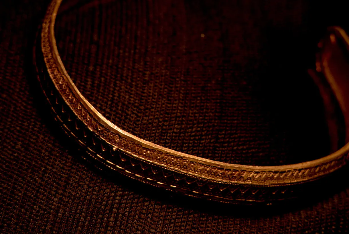 Arm Ring punched design - Z-01