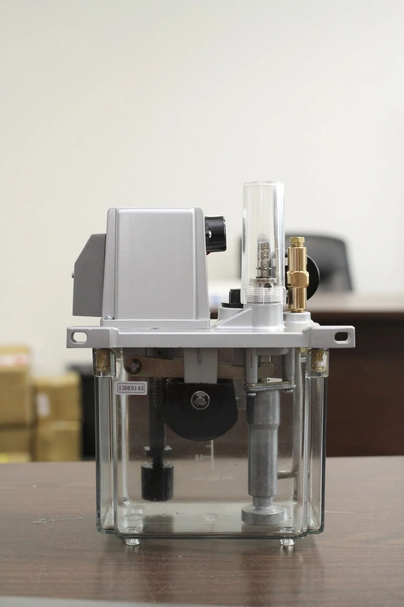 CESC10A  Lubrication Pump, 110V, 10 minute timer, mfg: CHEN YING CESC-series