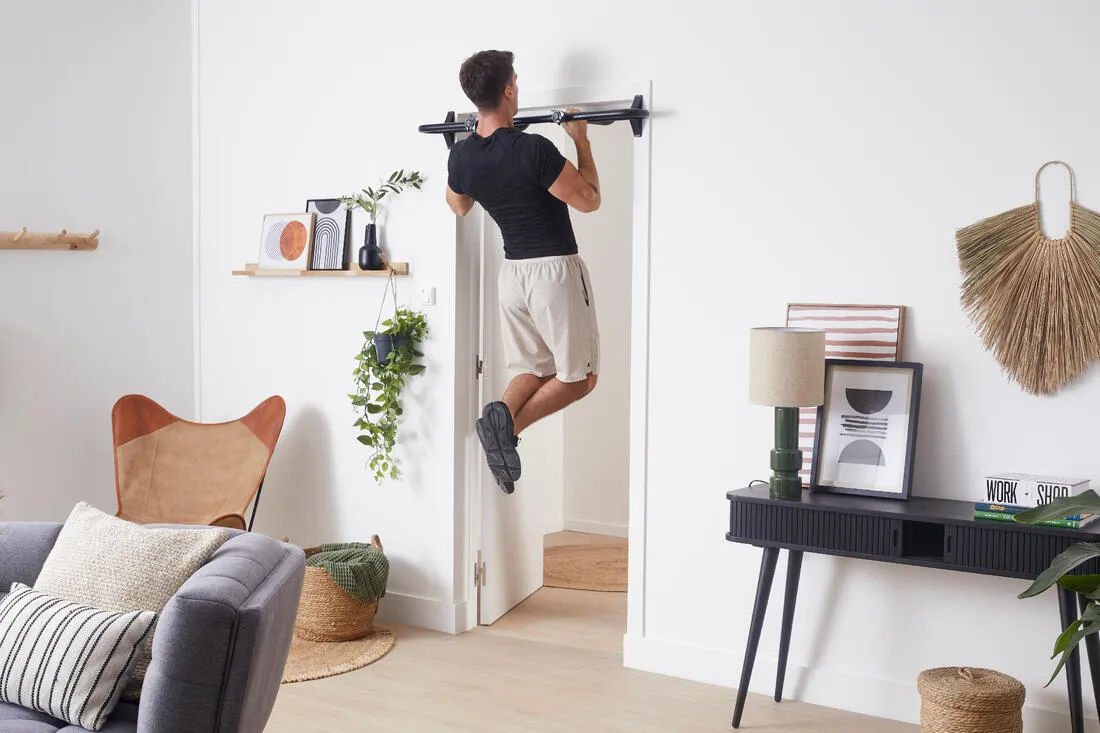 No-Screw Doorway Weight Training Pull-Up Bar