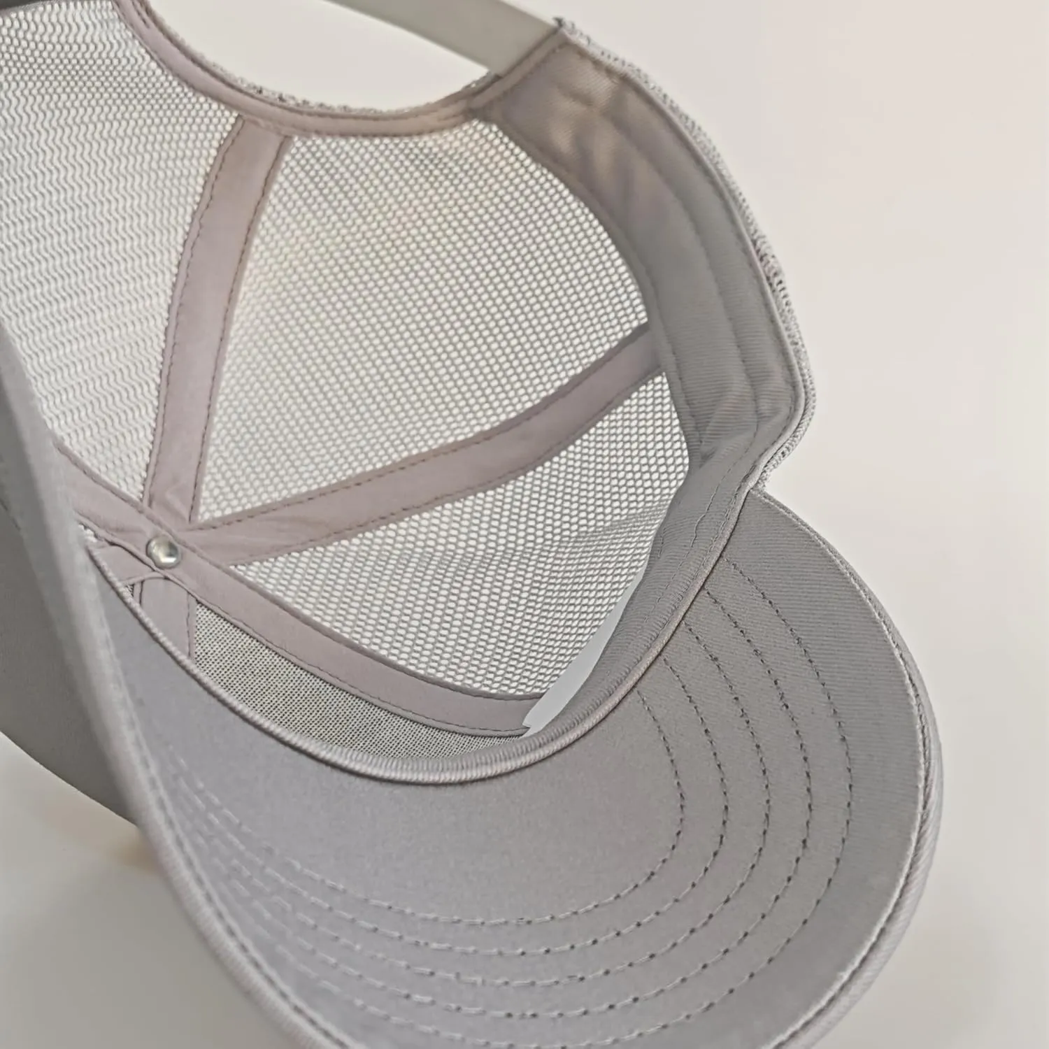 Oversize Large Mesh Trucker Hat Big Head Hats for Men XXL Baseball Cap Breathable Dad Hat Adjustable 23.6"-25.6"
