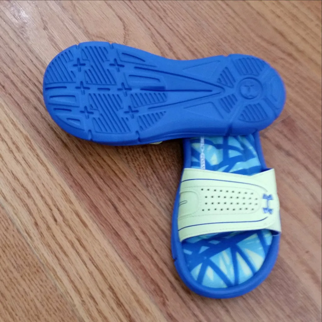 Under Armour® Girls Ignite Diverge Sandal