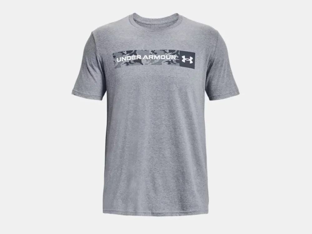 Under Armour Mens Camo Chest Stripe Short Sleeve T-Shirt
